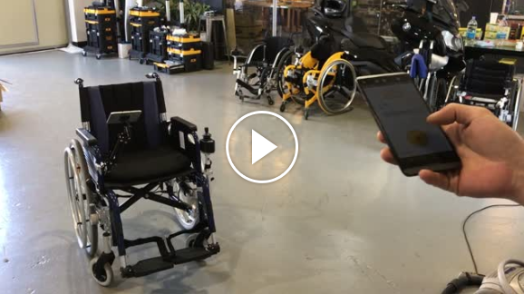 동영상 1 - 토도드라이브를 장착한 휠체어로 대중 교통을 이용하는 모습