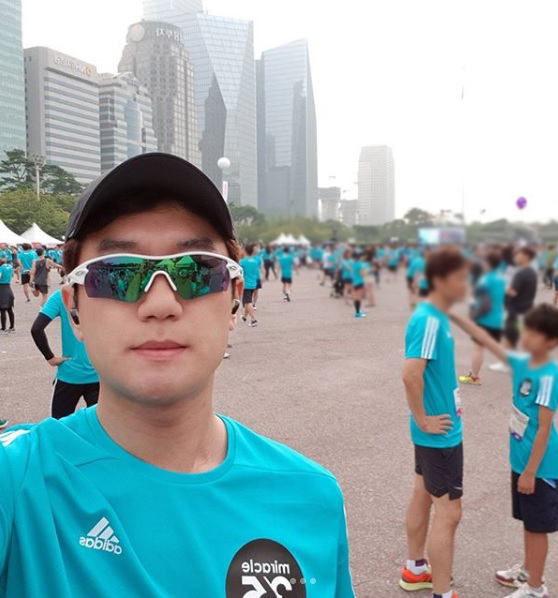 가수 션 푸르메재단 홍보대사와 함께 참가한 기부 마라톤 대회 (김주성 님 인스타그램)
